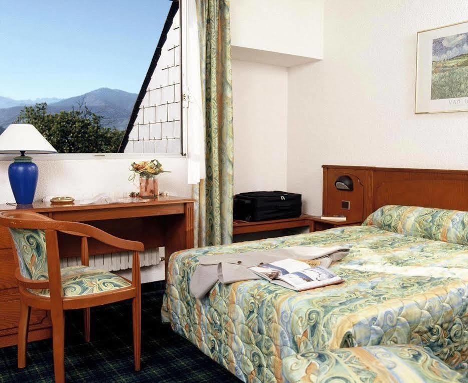 Hotel Christ Roi Lourdes Eksteriør billede