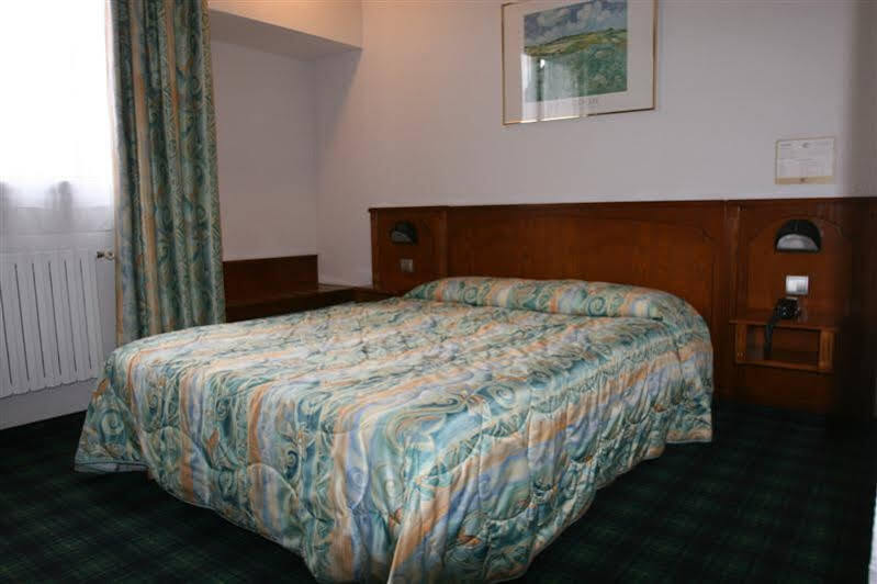 Hotel Christ Roi Lourdes Eksteriør billede
